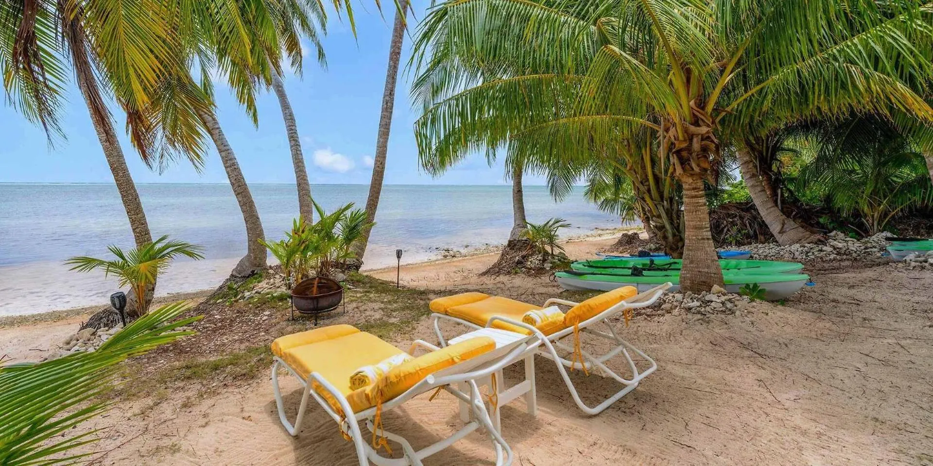 Piece Of Mine Green - Secluded And Tranquil Adult Only Micro-Resort East End Holiday home