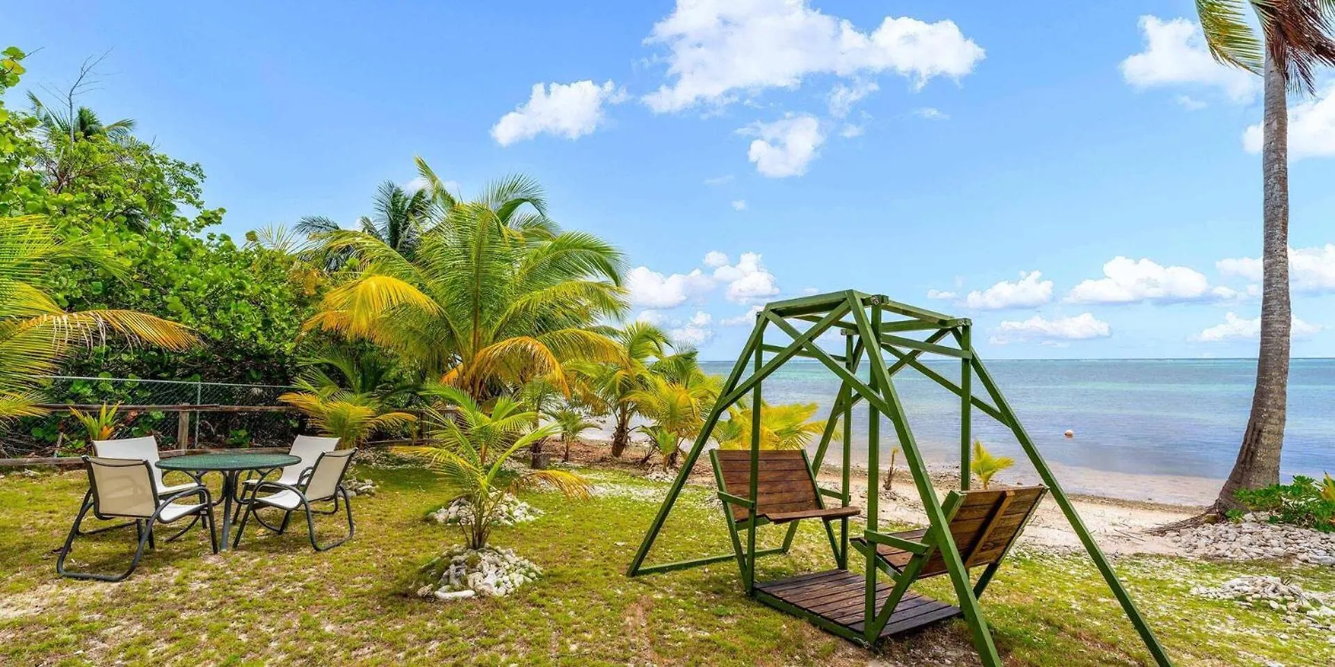 Piece Of Mine Green - Secluded And Tranquil Adult Only Micro-Resort East End Tatil Evi